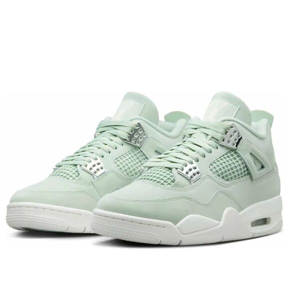 Jordan Shoes - Jordan 4 Retro. Seafoam Sail (Women’s). Size 9 - HV0823-003